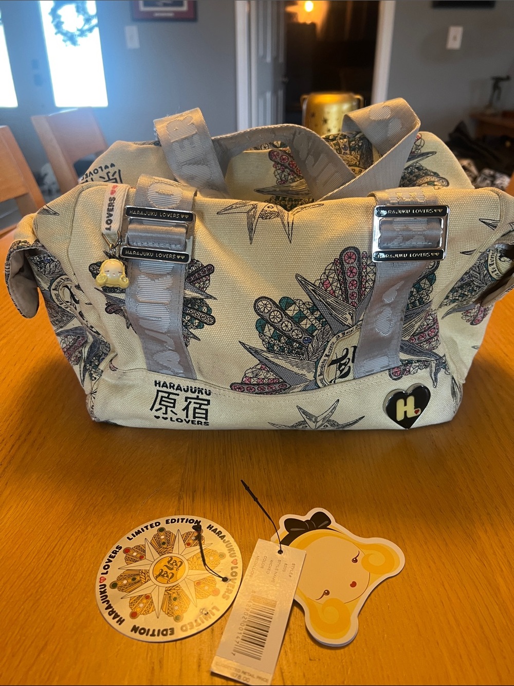 Harajuku lovers Wicked bag in medallion, Gwen Stefani, Y2K, very nice condition